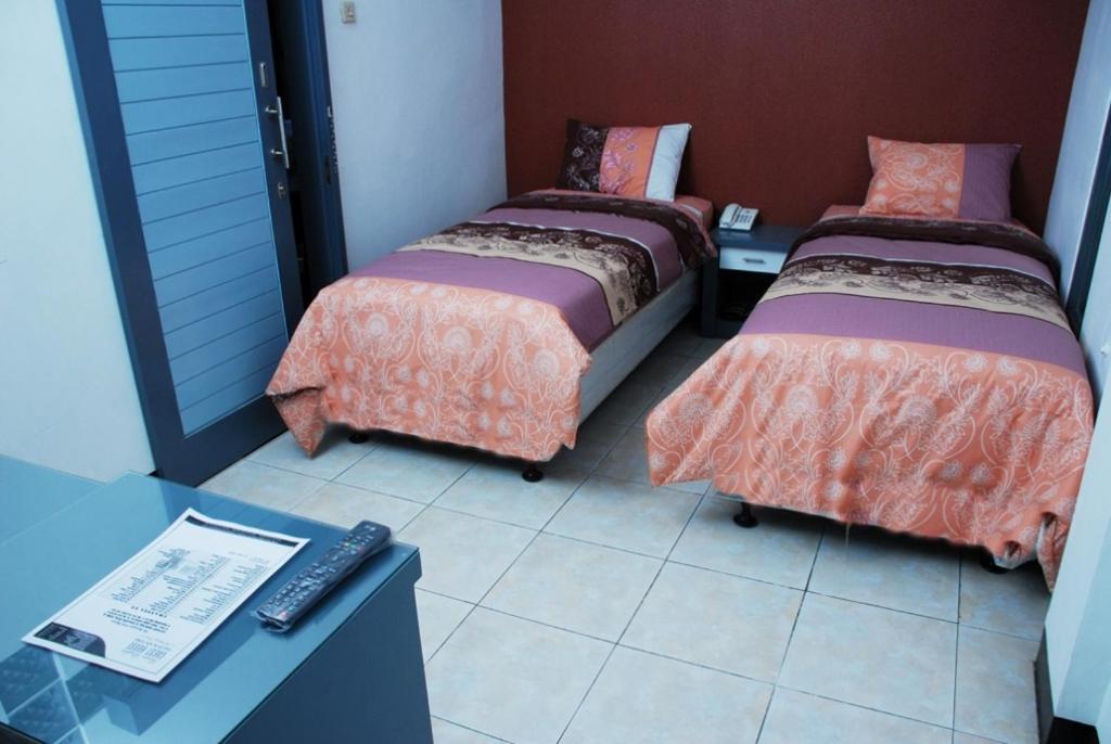 Guest House Salon Fora Gegerkalong Setiabudhi Bandung Rum bild