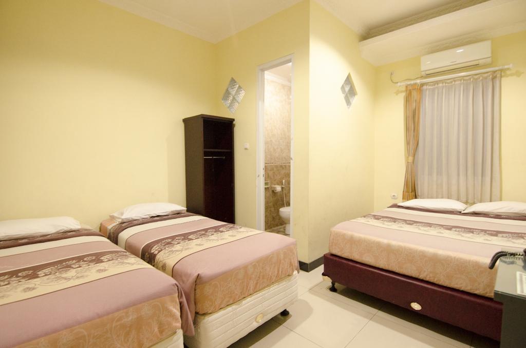Guest House Salon Fora Gegerkalong Setiabudhi Bandung Exteriör bild